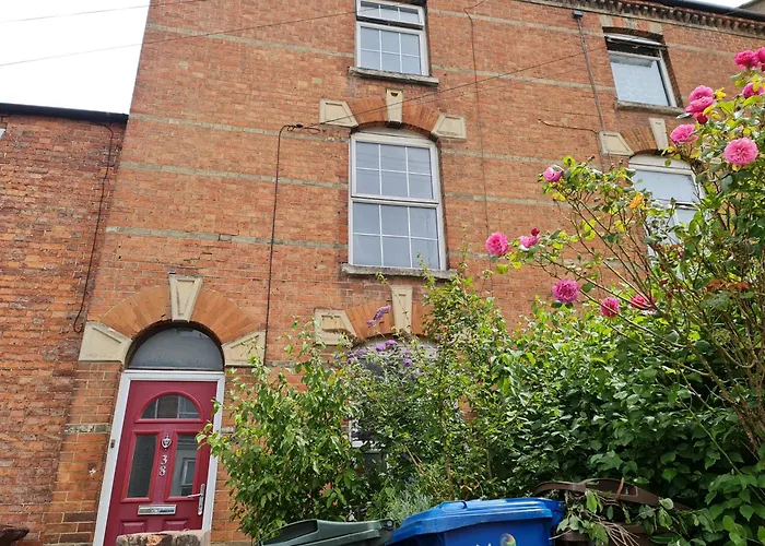 West Street Studios, Free Wifi, Free Parking, Washer Dryer