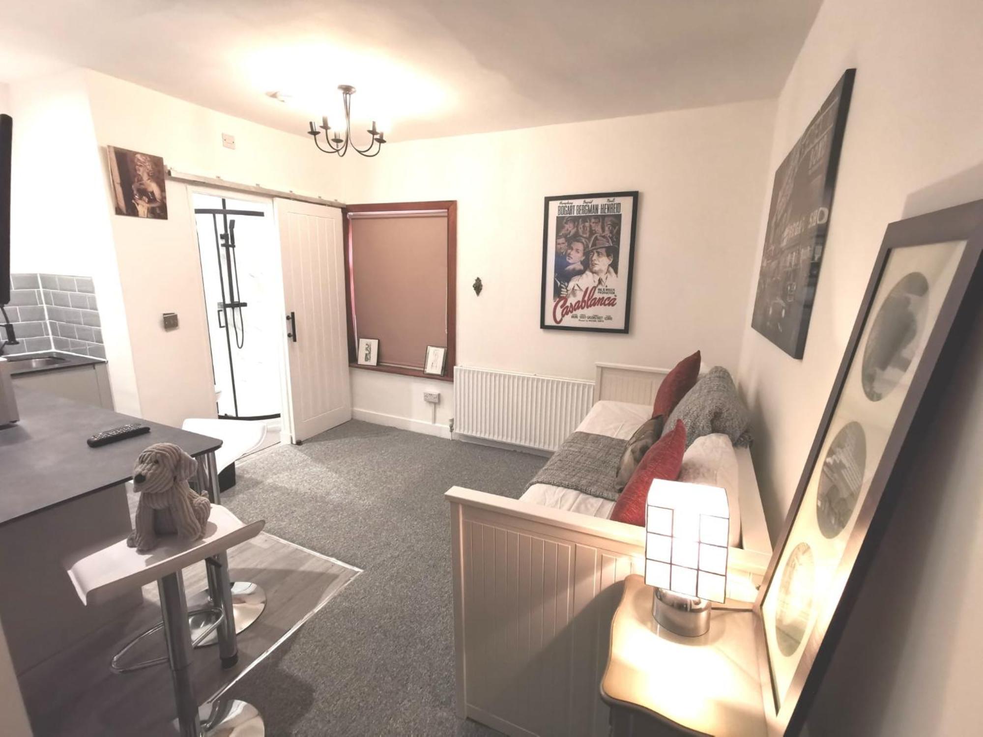 West Street Studios, Free Wifi, Free Parking, Washer Dryer * Banbury